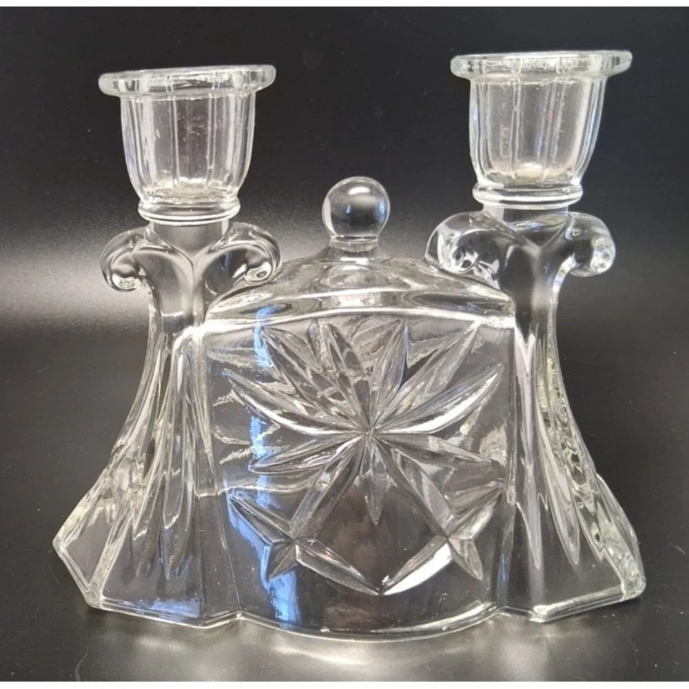 2 Anchor Hocking Early American‎ Prescut Candle Holders